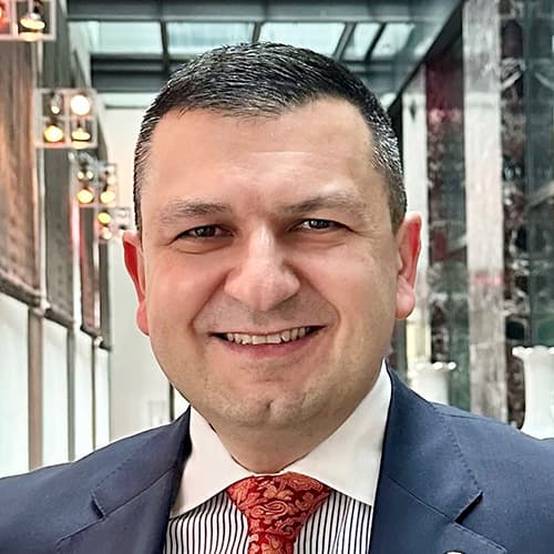 Dr. Ali Tinazli