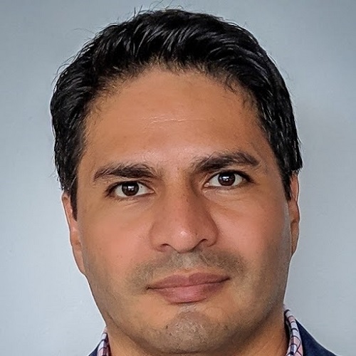 Oscar E Gomez